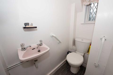 9 Cadogan Place, Salford, M7 4LQ