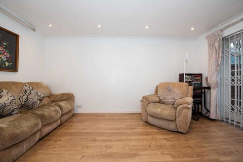 9 Cadogan Place, Salford, M7 4LQ