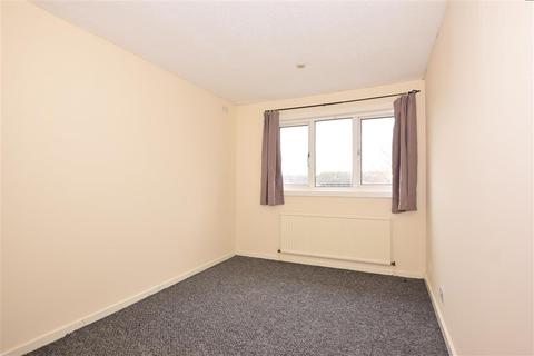2 Vanquisher Walk, Gravesend, DA12 4LS