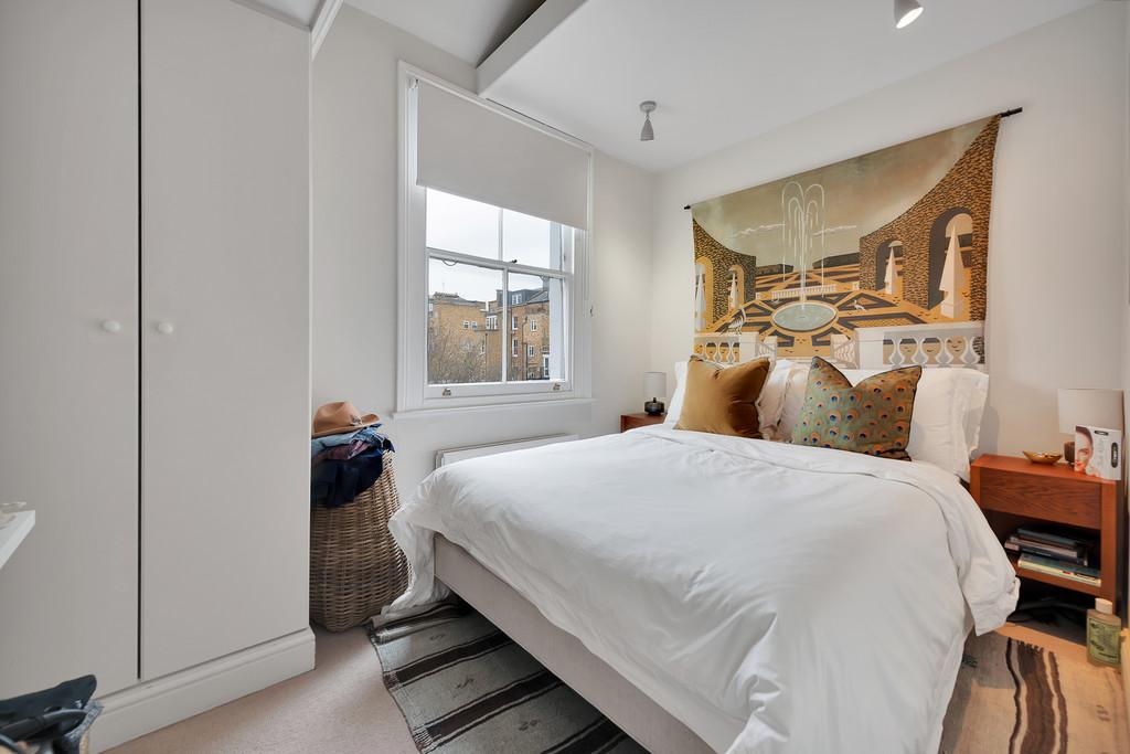 Balfour Road, N5 2HD 2 bed for sale £625,000