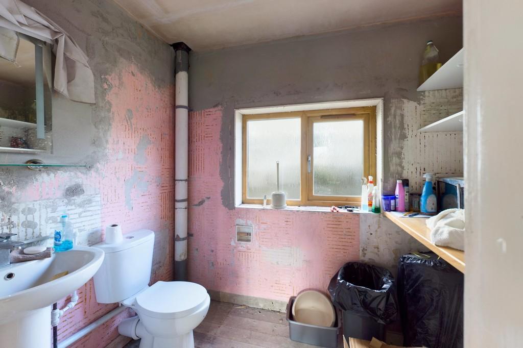 Cloak Room