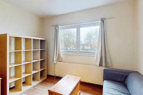 2 bedroom flat to rent, Guy Court, Jericho