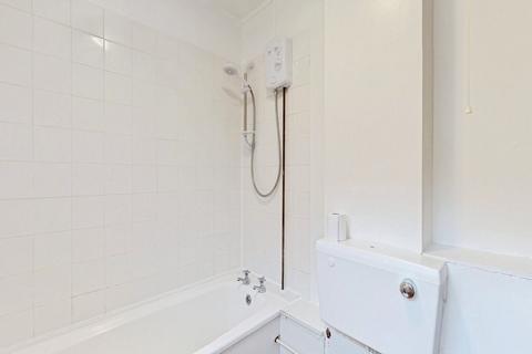 2 bedroom flat to rent, Guy Court, Jericho