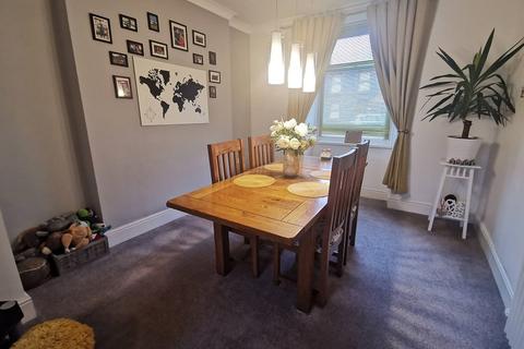 74 Edward Street, Alltwen, Swansea, SA8 3DD