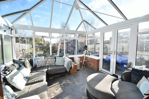 26 Eaton Close, Hatton, Derby, DE65 5ED