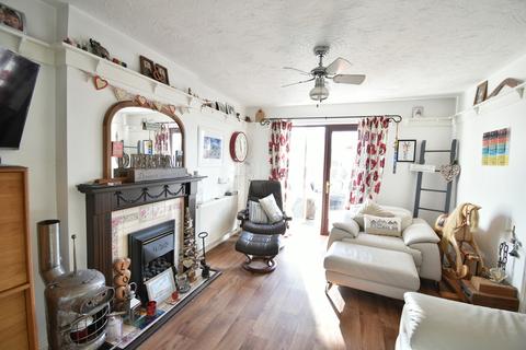 26 Eaton Close, Hatton, Derby, DE65 5ED