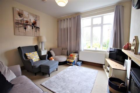 37 Burton Terrace, Uttoxeter, ST14 7AD