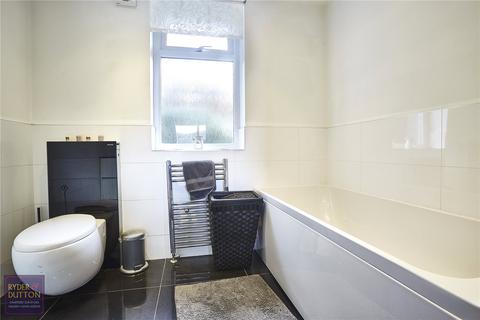 8 Central Avenue, Greenfield, Oldham, OL3 7DH