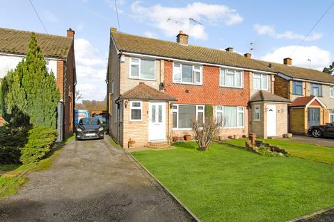32 Coleridge Crescent, Colnbrook, Slough, SL3 0PY