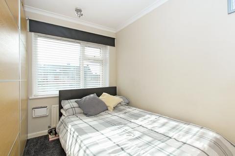 32 Coleridge Crescent, Colnbrook, Slough, SL3 0PY