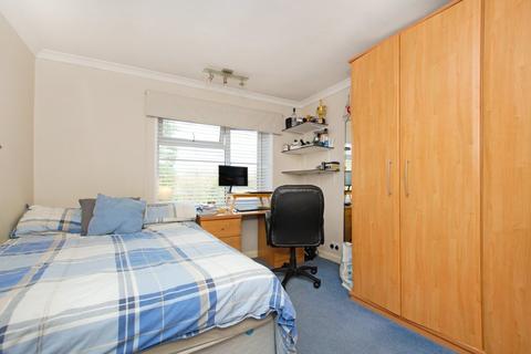 32 Coleridge Crescent, Colnbrook, Slough, SL3 0PY