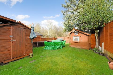 32 Coleridge Crescent, Colnbrook, Slough, SL3 0PY