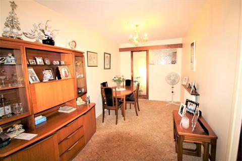 11 Barnes Avenue, Dalton-in-furness, LA15 8NB