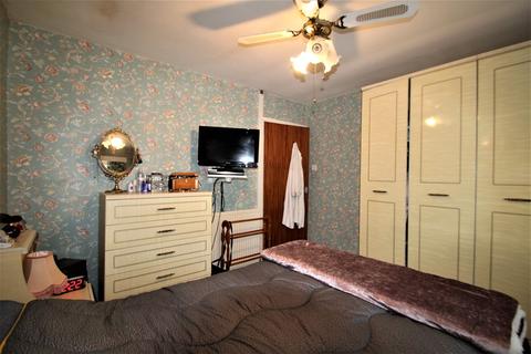 11 Barnes Avenue, Dalton-in-furness, LA15 8NB