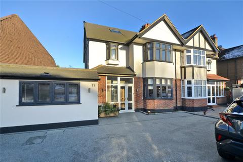 11 Cuddington Avenue, Worcester Park, KT4 7DB
