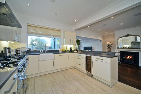 11 Cuddington Avenue, Worcester Park, KT4 7DB