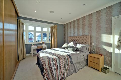 11 Cuddington Avenue, Worcester Park, KT4 7DB