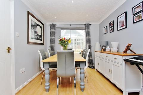 11 Durham Close, Fazeley, Tamworth, B78 3XX