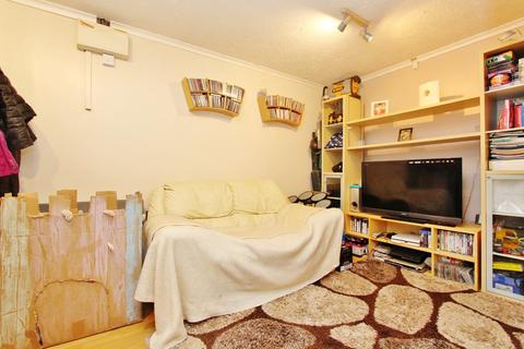 11 Durham Close, Fazeley, Tamworth, B78 3XX