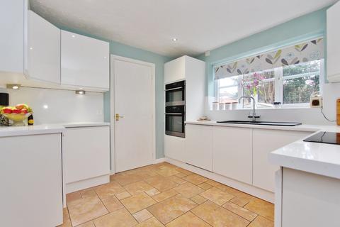 11 Durham Close, Fazeley, Tamworth, B78 3XX