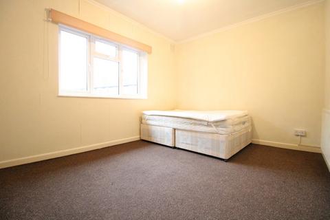 2 bedroom flat to rent, Haberdasher Place, London N1