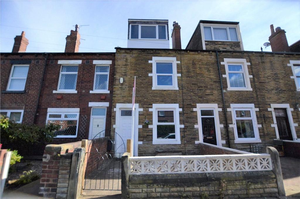 Eshald Place, Woodlesford, Leeds... 4 bed terraced house £850 pcm (£