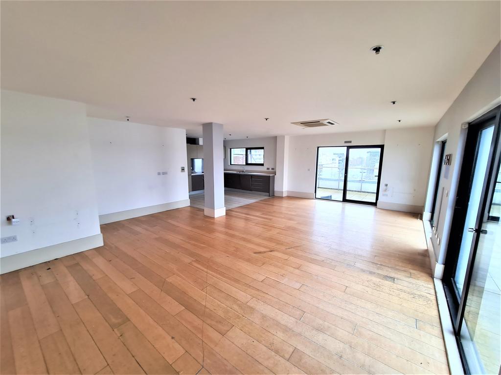 Internal 8 jpg