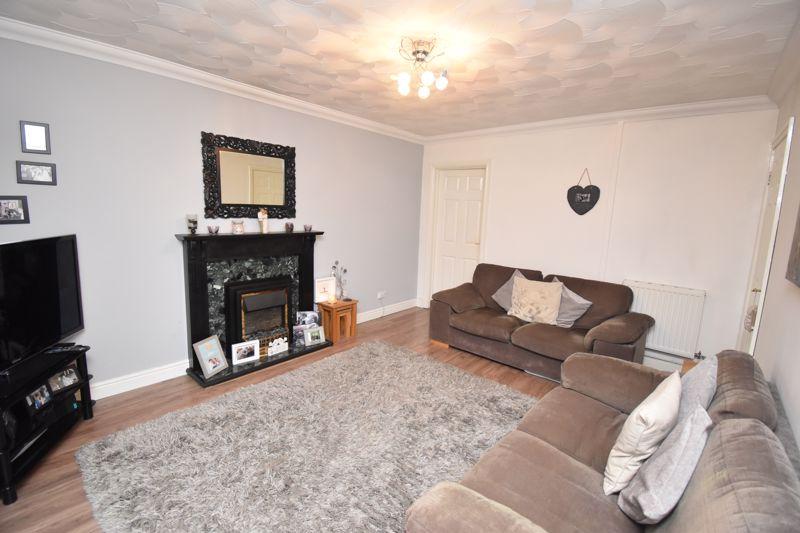 58 Ty Gwyn Drive, Brackla, Bridgend, CF31 2QG 3 bed semidetached house £179,950