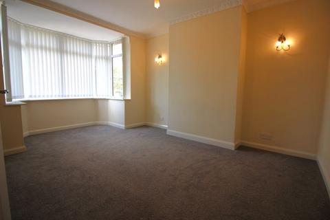 3 bedroom semi-detached house to rent, The Straits, Dudley