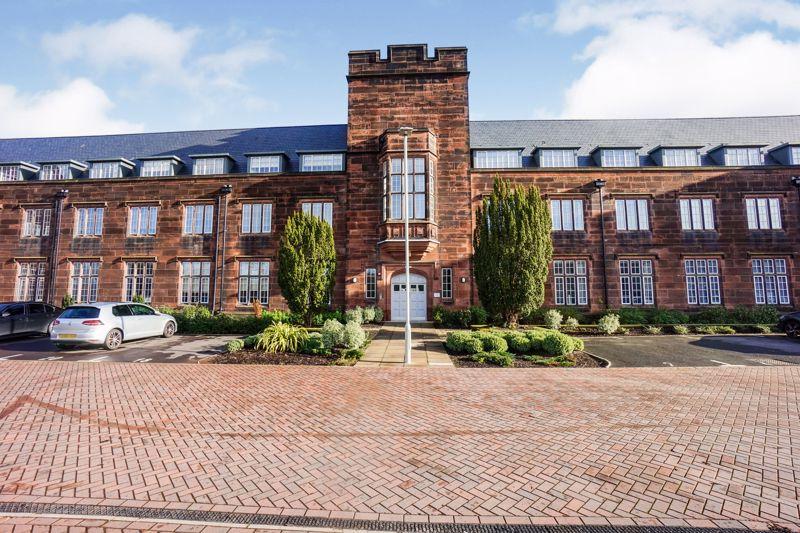 Mallows Grove, Dudley 3 bed apartment £175,000