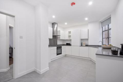4 bedroom apartment to rent, Clive Court, Maida Vale, London W9