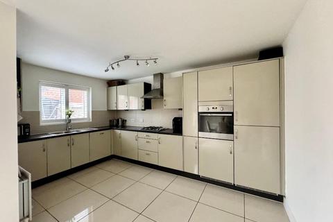 3 bedroom end of terrace house for sale, Alder Wynd, Silsoe, Bedfordshire, MK45 4GQ