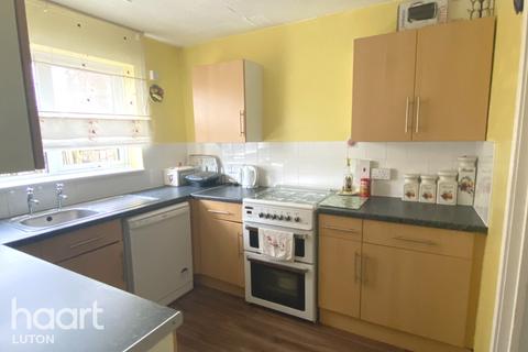 30 Elgar Path, Luton, LU2 7RJ