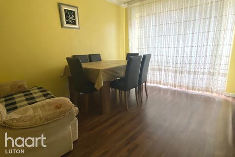 30 Elgar Path, Luton, LU2 7RJ