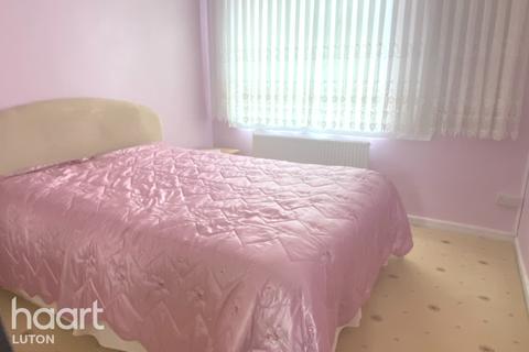 30 Elgar Path, Luton, LU2 7RJ