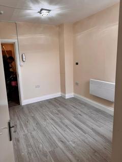 Studio to rent, St. Marys Road, Golders Green, NW11