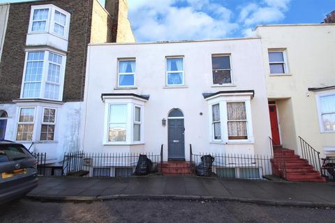 3 bedroom maisonette to rent, La Belle Alliance Square, Ramsgate