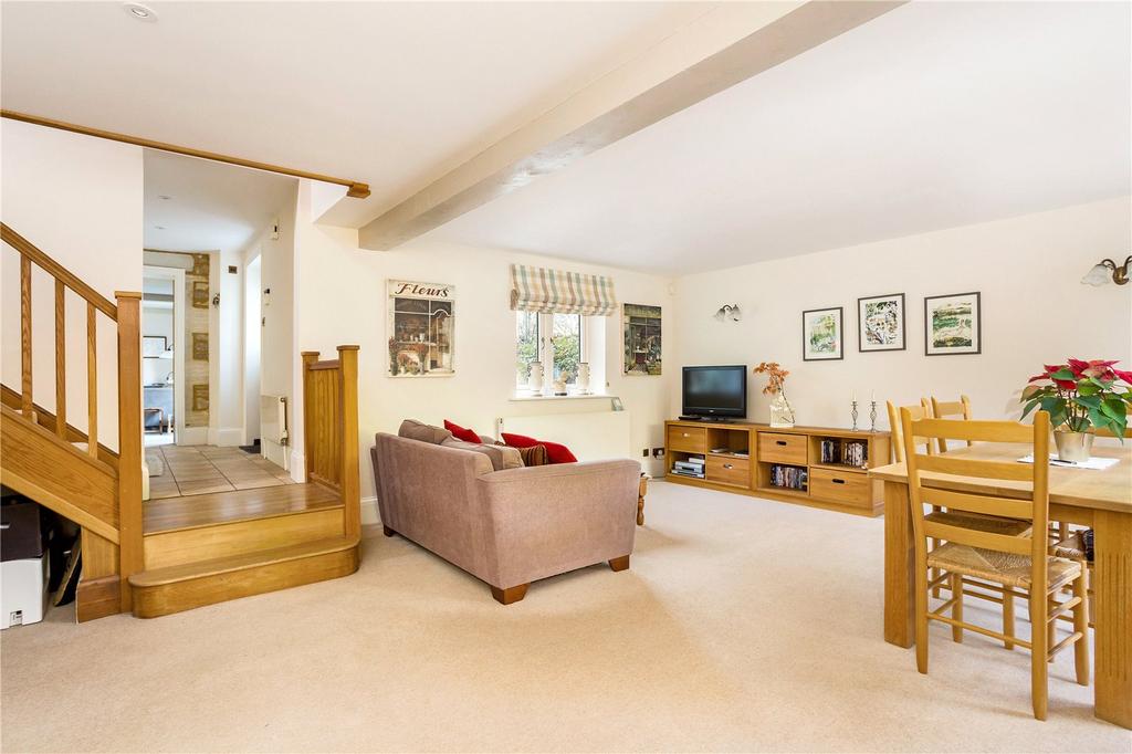 Dining/Sitting Room
