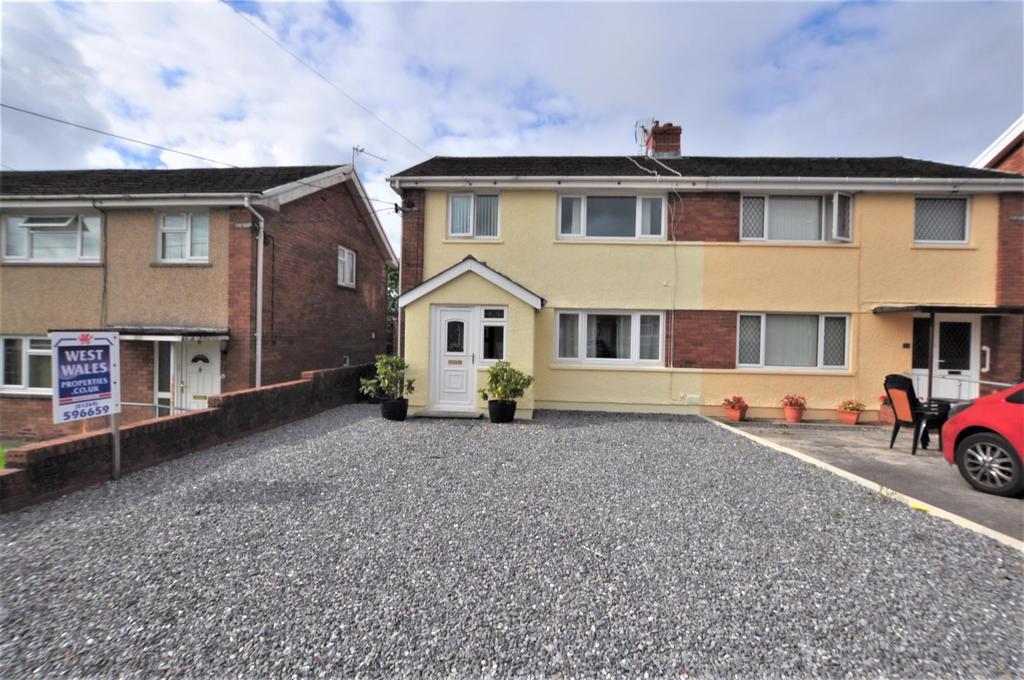 Arfryn, Upper Brynamman, Ammanford 3 bed semidetached house £115,000