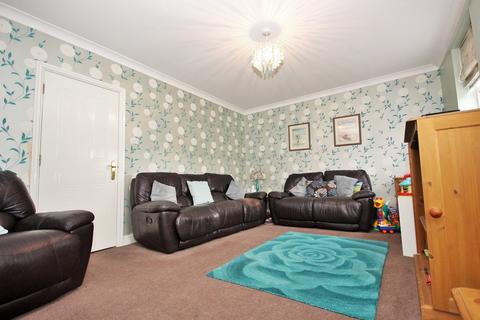 27 Hadfield Drive, Black Notley, Braintree, CM77 8XW