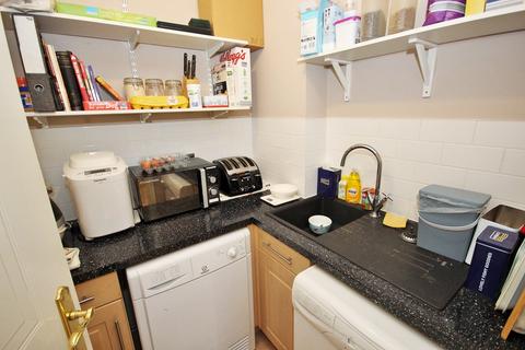 27 Hadfield Drive, Black Notley, Braintree, CM77 8XW