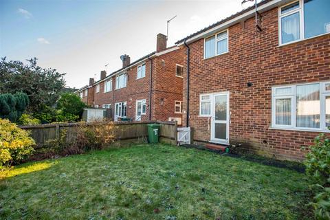 3, Fleetwood Court Farnborough Common, Orpington, BR6 8NB