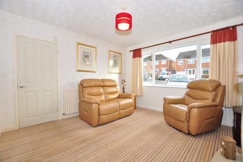8 Barn Close, Halesowen, B63 4LL