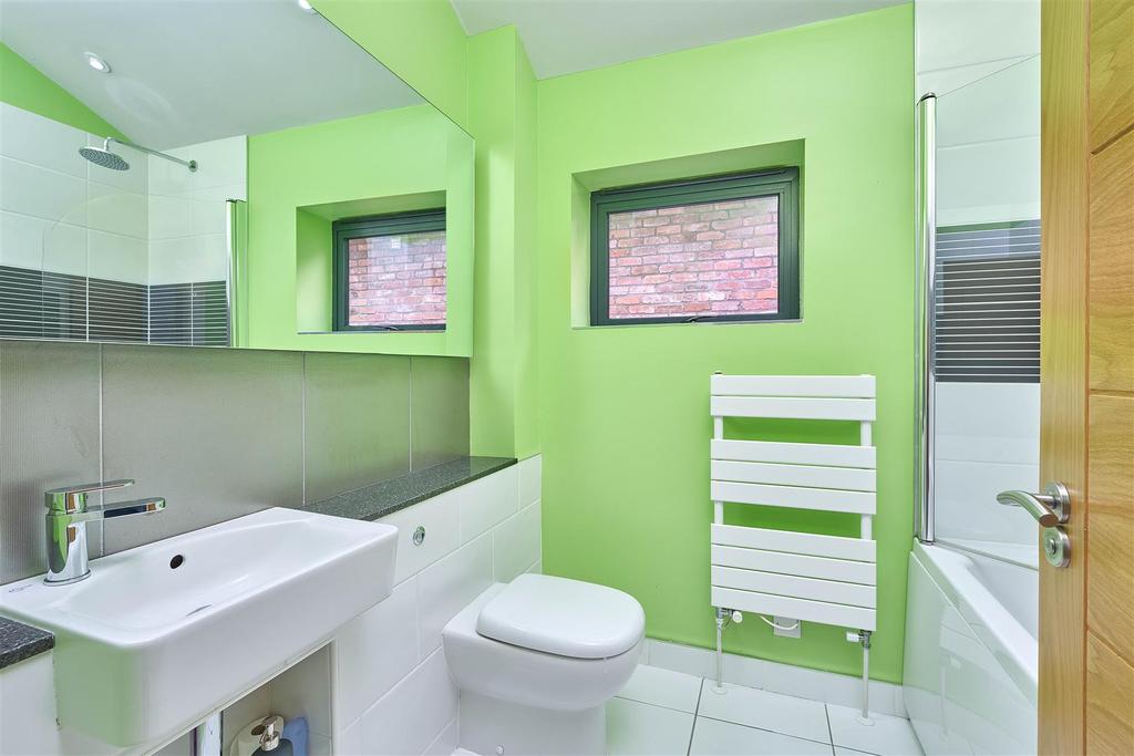 15 Pembroke Vale - Web-12.jpg
