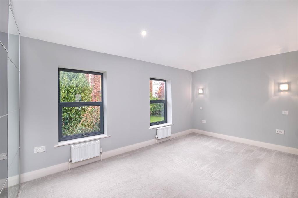 15 Pembroke Vale - Web-13.jpg