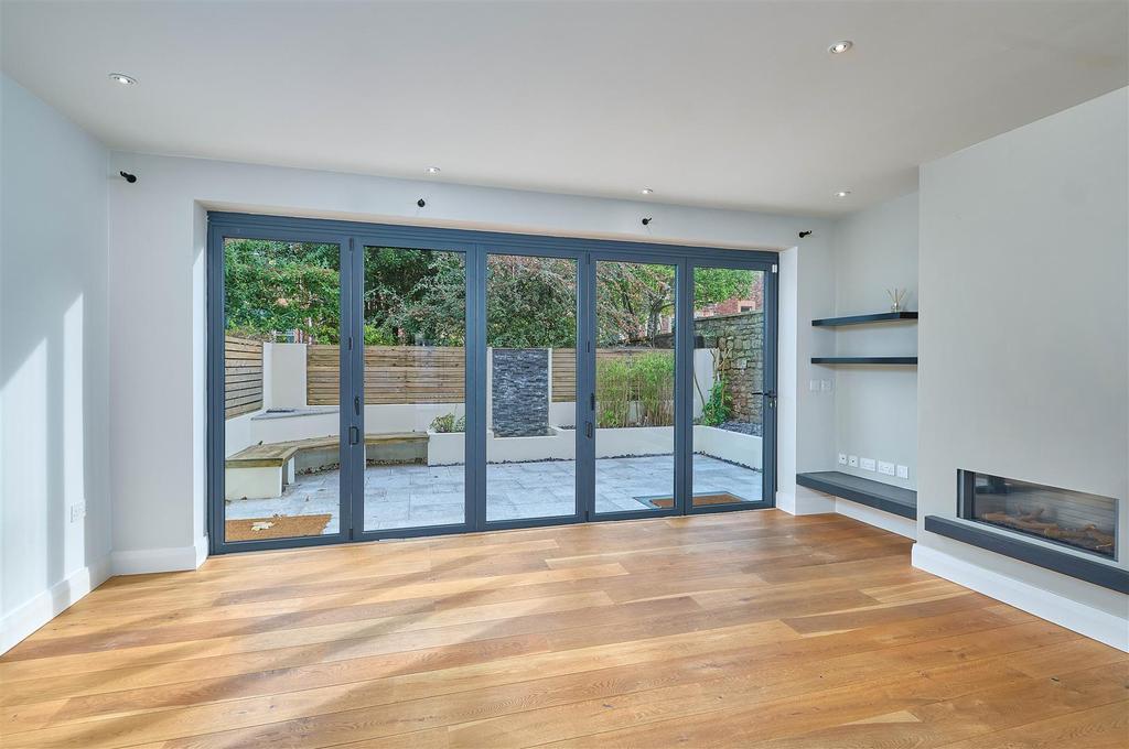 15 Pembroke Vale - Web-1.jpg