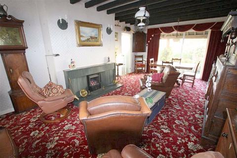 Cartrefle Llwyn Brith, Criccieth, LL52 0TA