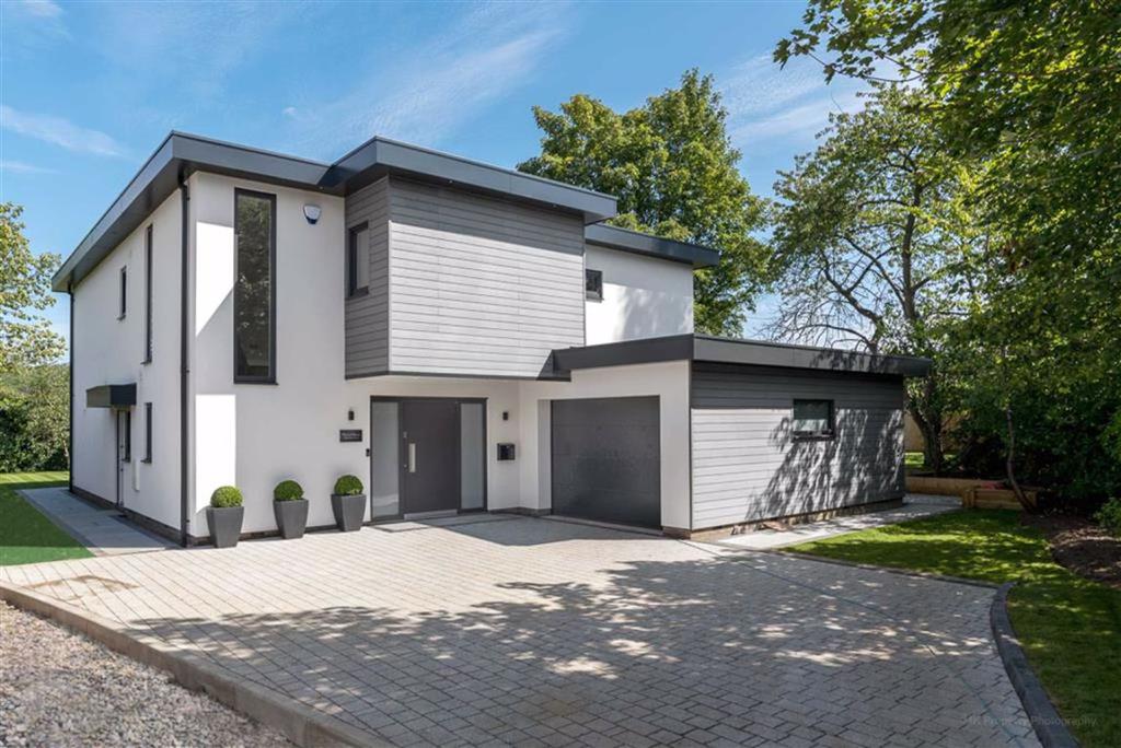 Heath Road, Leighton Buzzard, Leighton Buzzard 4 bed detached house £