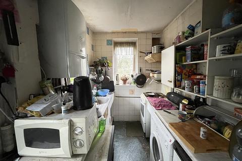 80 Bernwell Road, London, E4 6HY