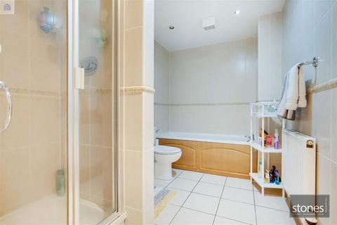 39 Lady Aylesford Avenue, Stanmore, HA7 4FG